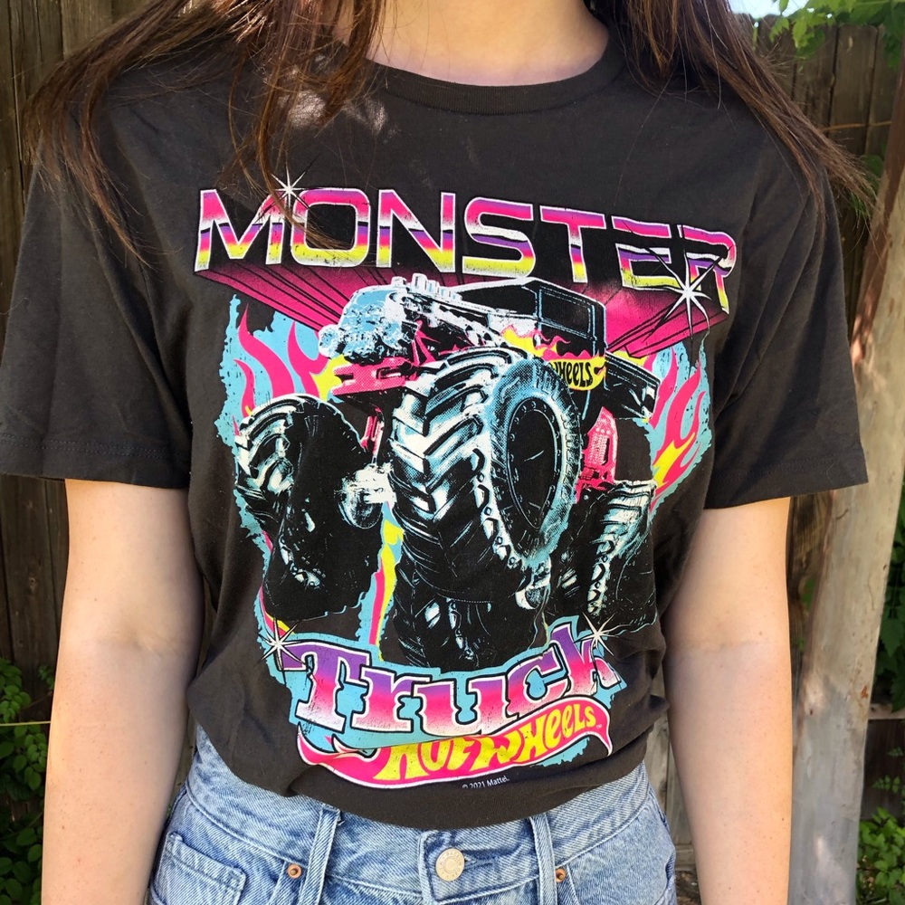 COPY - Old Navy graphic tee